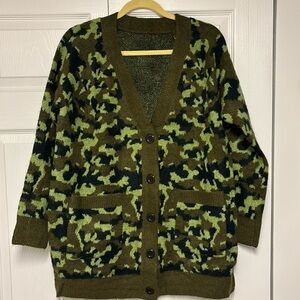 Fadivo Camo cardi